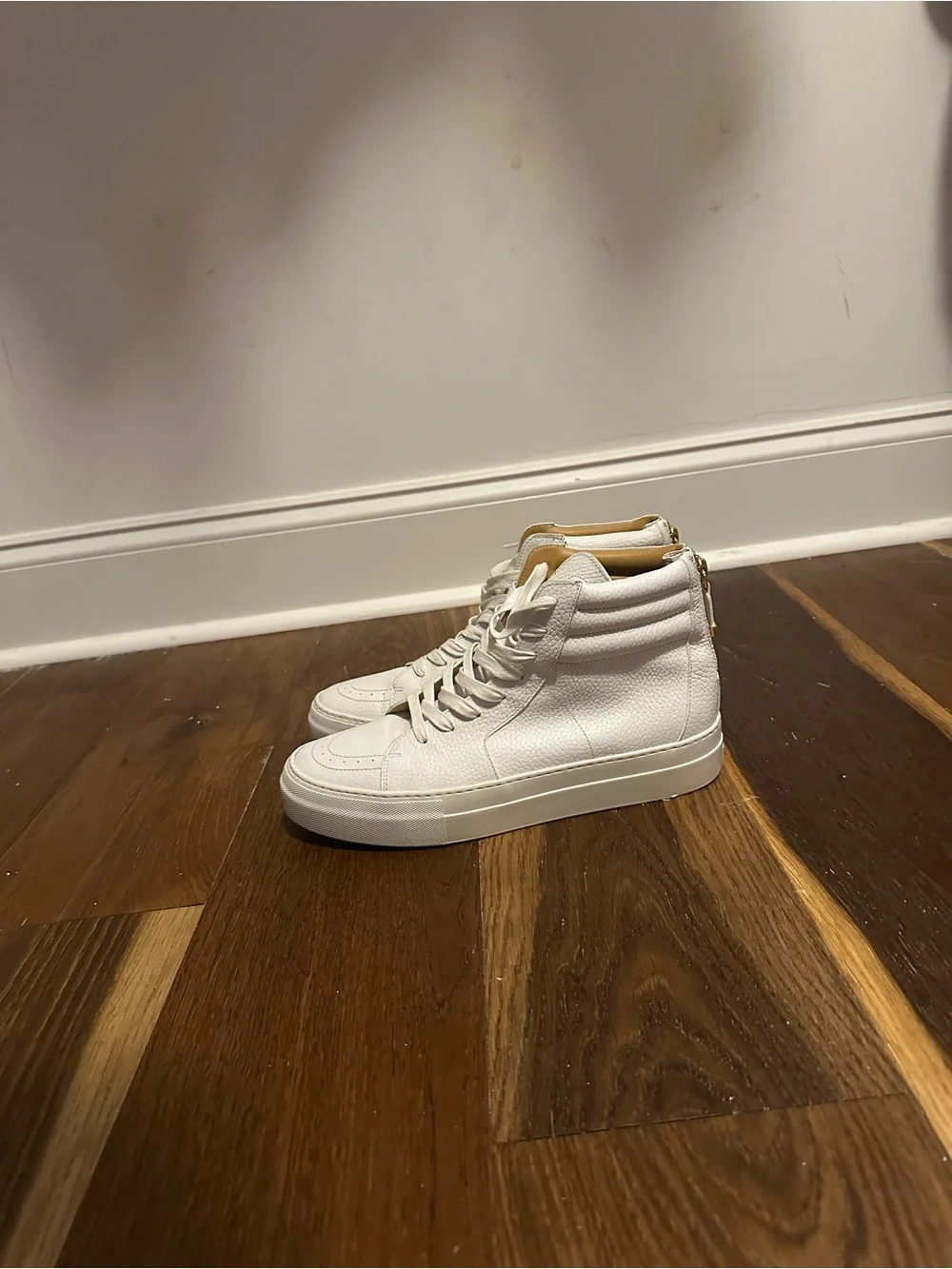 Buscemi 140mm White High-Top Leather Sneakers with Tan Lining Size 9/42